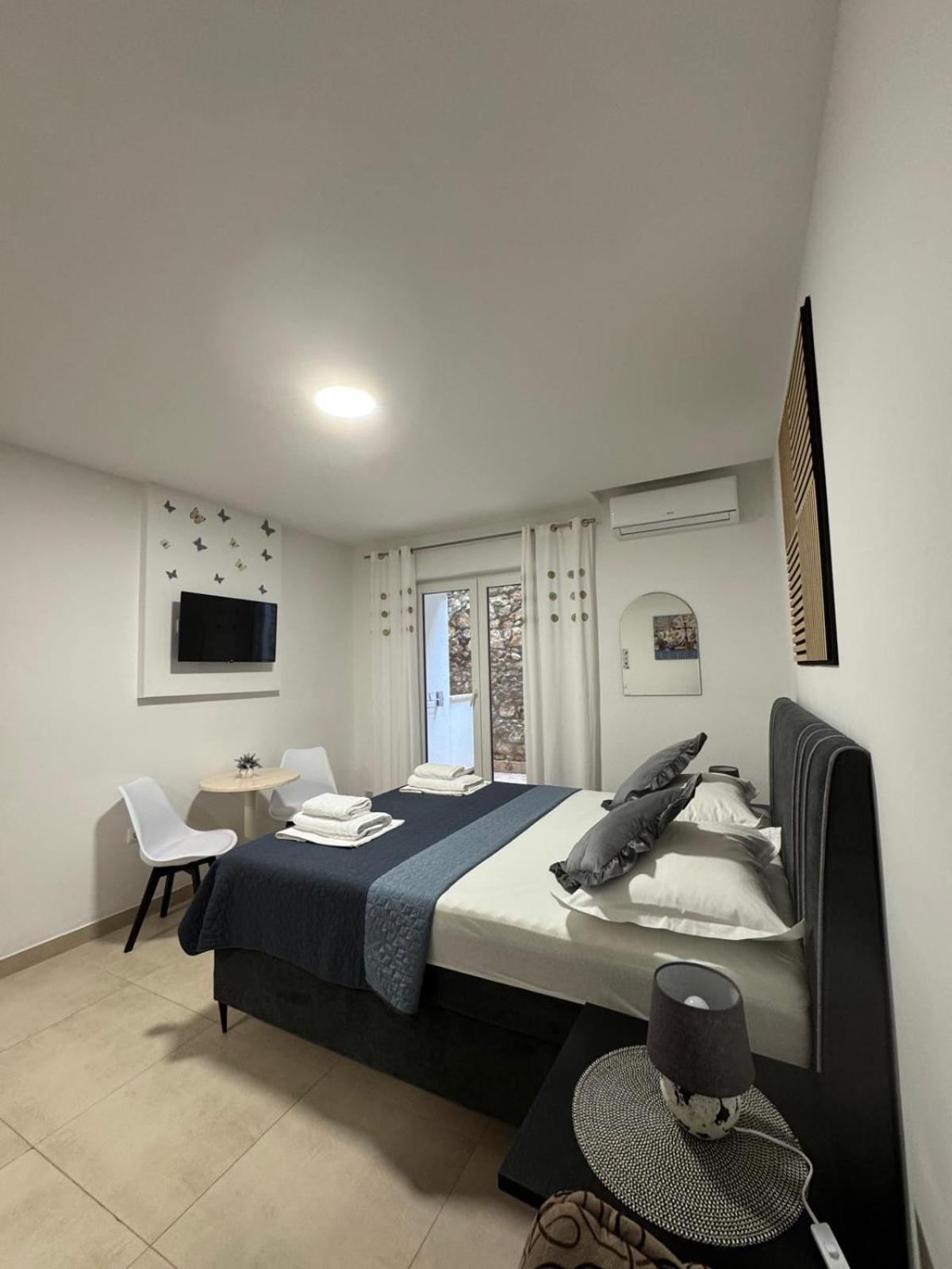 Villa Simovic Baška Voda Exteriör bild
